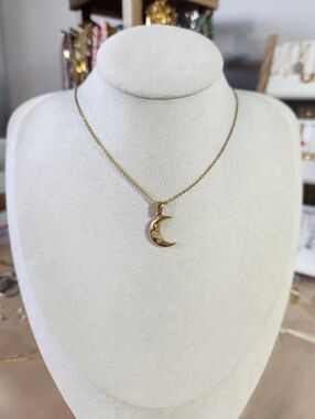 Gold Dainty Moon Necklace